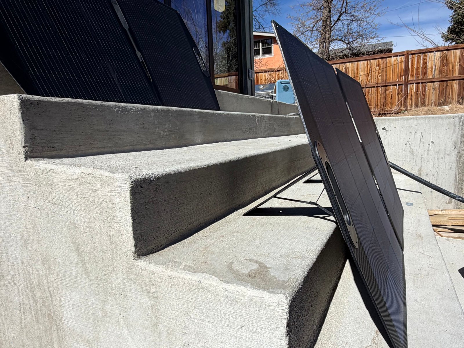 Sunflare XPLOR FX-150 Foldable Solar Panel (150W) - Image 3