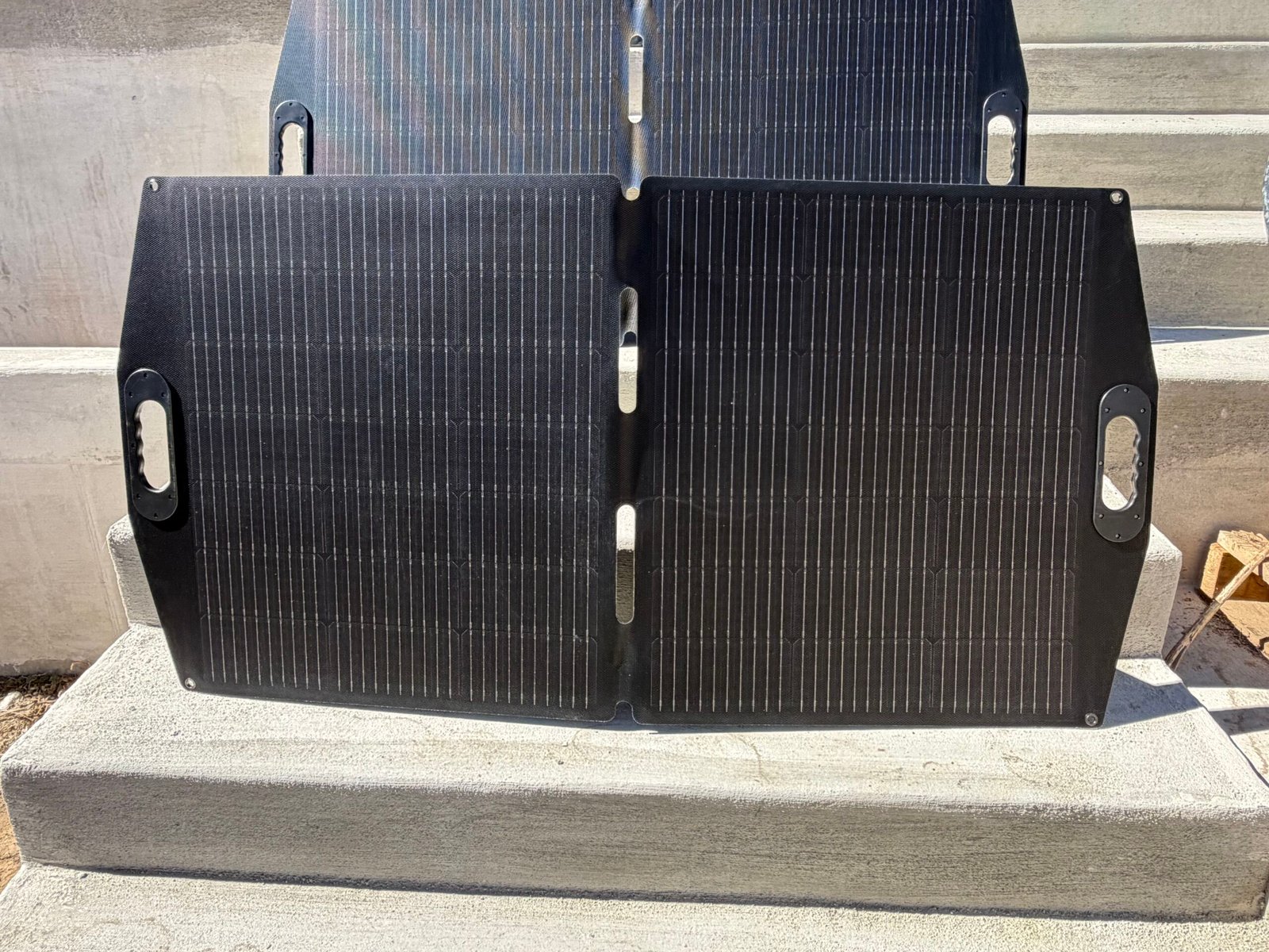 Sunflare XPLOR FX-150 Foldable Solar Panel (150W)