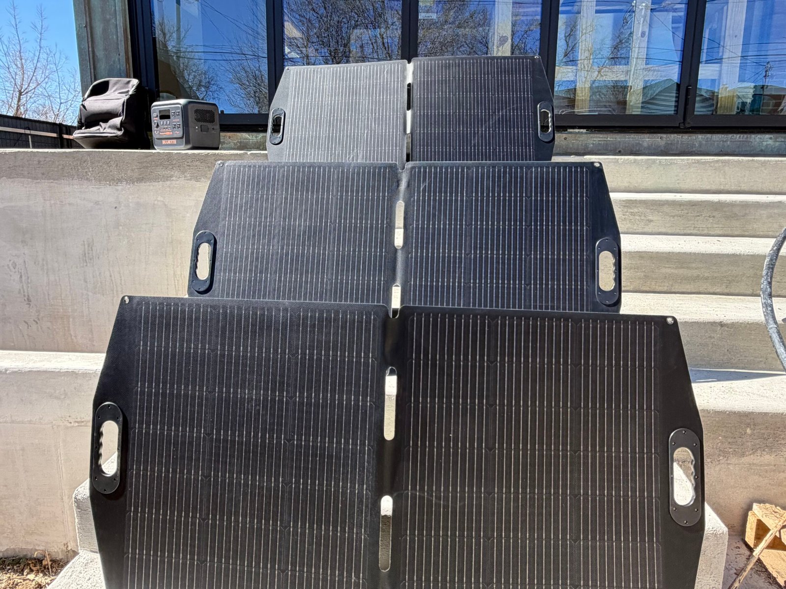 Sunflare XPLOR FX-150 Foldable Solar Panel (150W) - Image 4