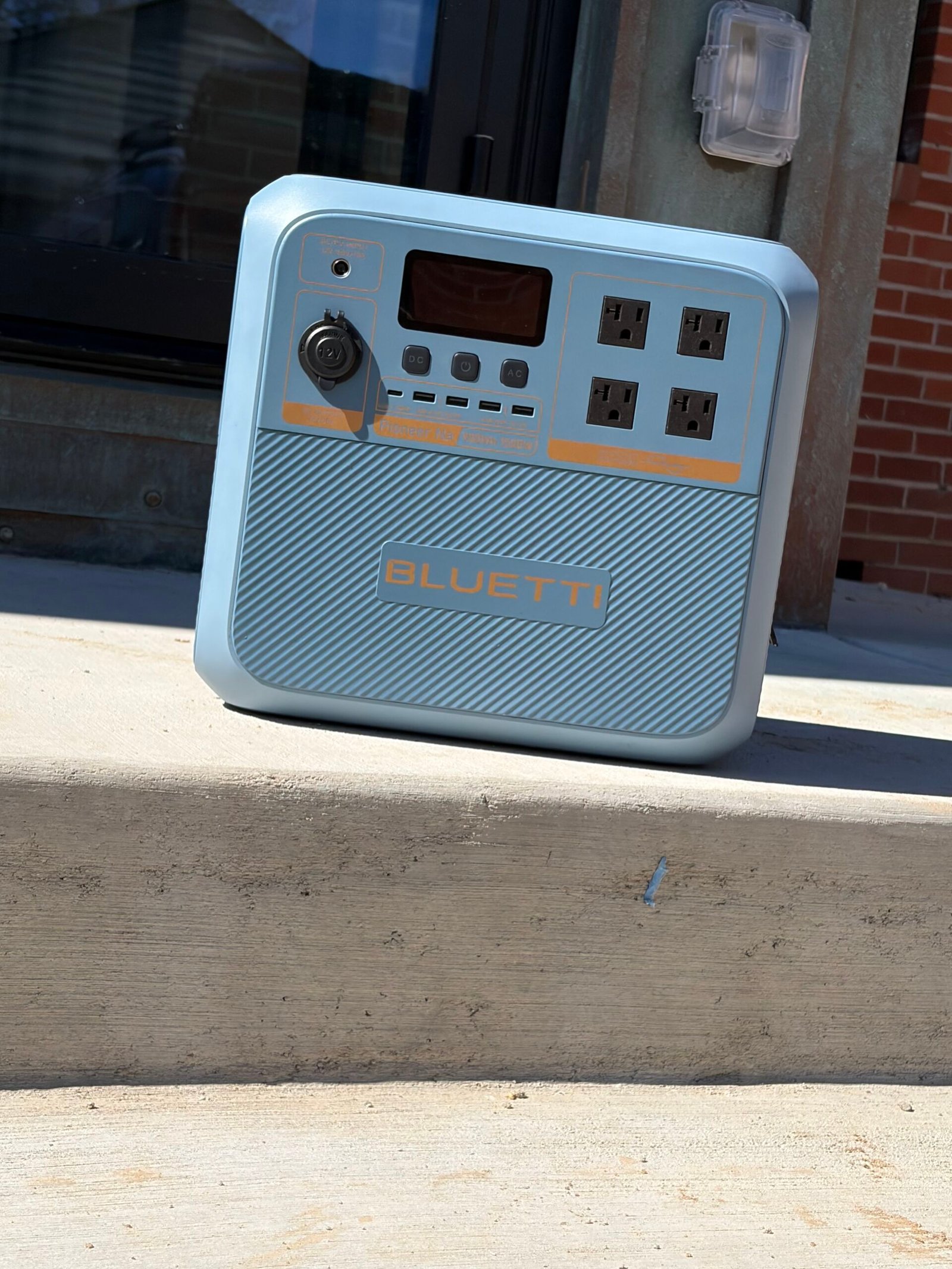 BLUETTI P-PR100V2-US - Image 2